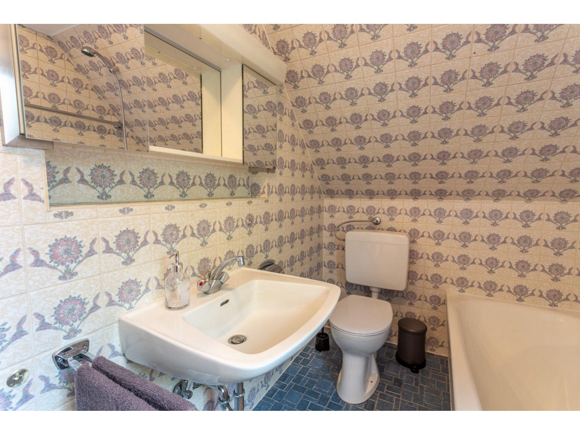 Wohnung obere Etage Foto 8
