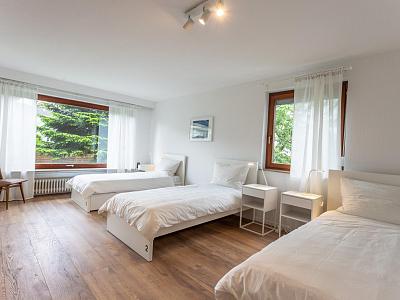 Dreibettzimmer 2 - EG