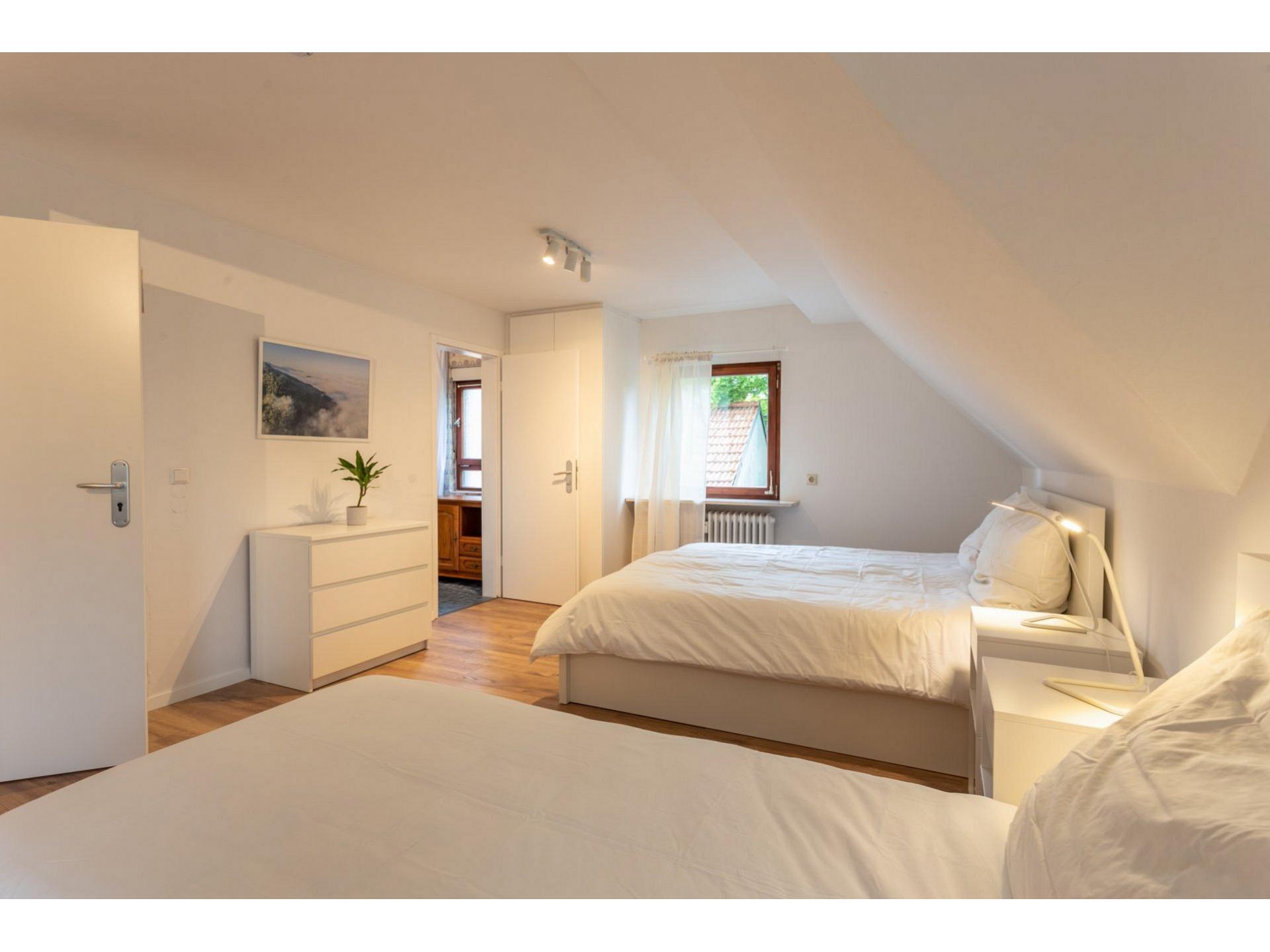 Fünfbettzimmer 4- OG